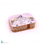 جعبه خاتم با نگارگری تک رنگ